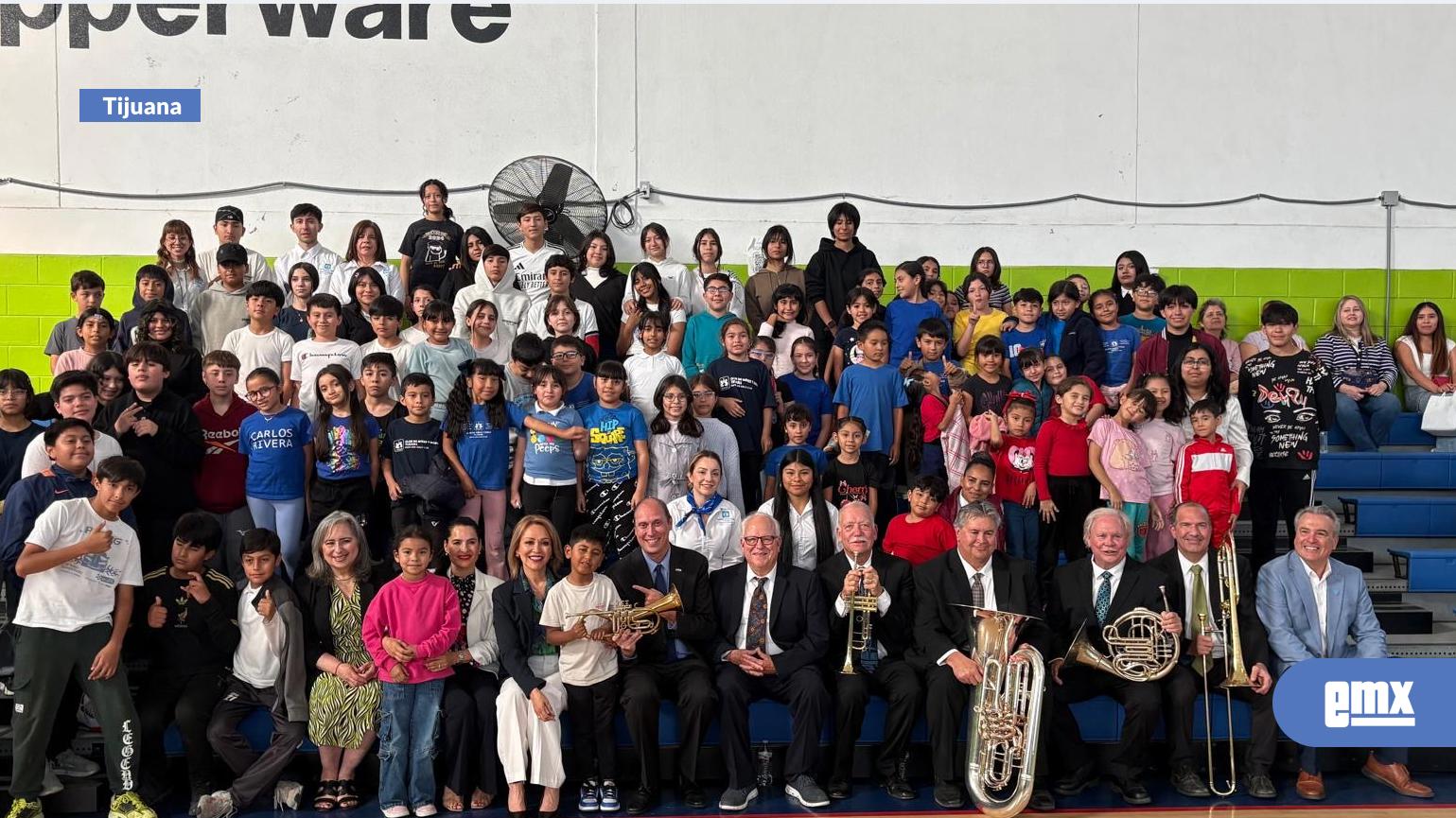 EMX-Conjunto-sandieguino-de-música-de-jazz-ofrece-concierto-en-Club-de-Niños-y-Niñas-en-Tijuana