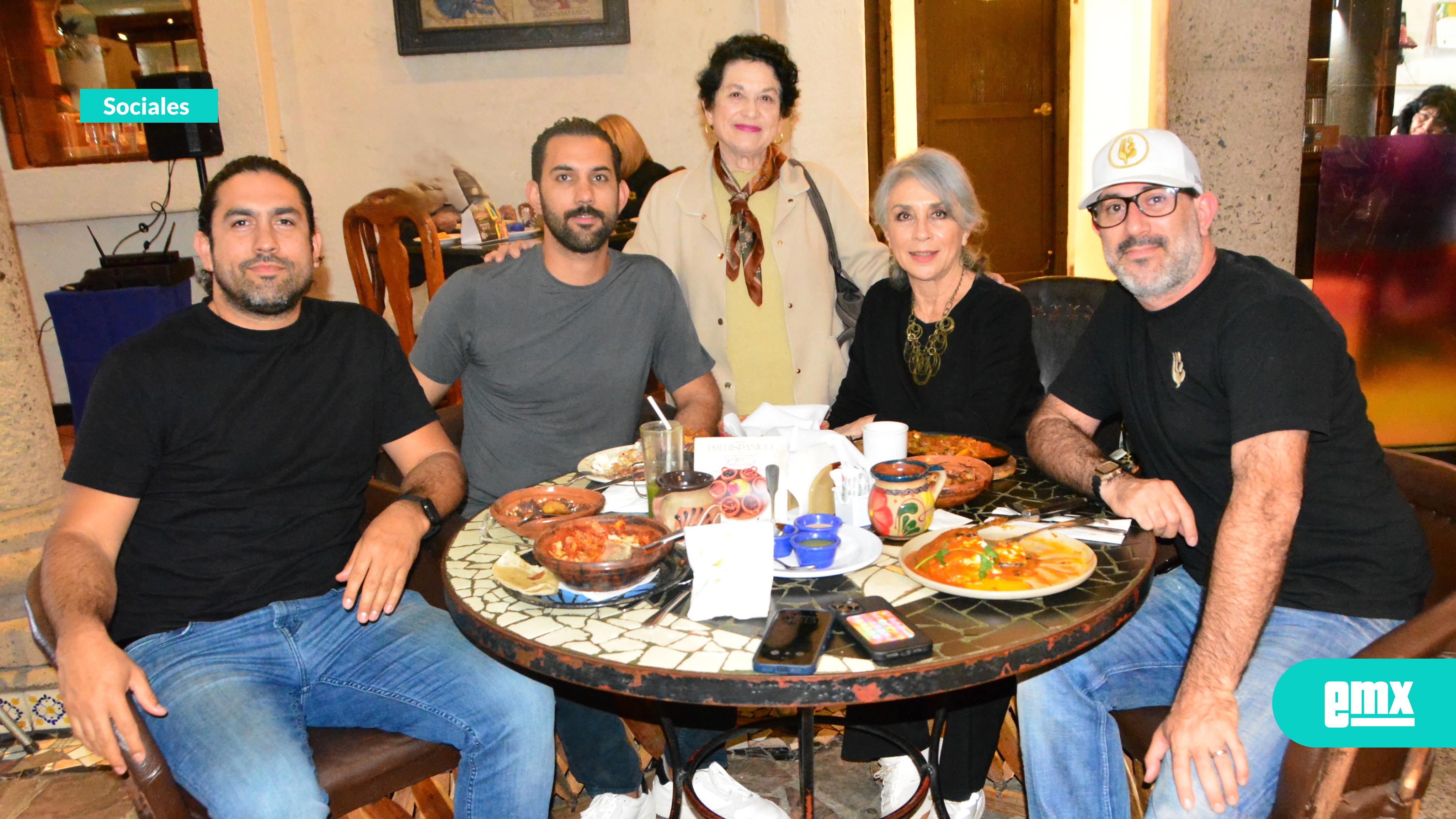 EMX-Gozan-paladares-tijuanenses-Tour-gastronómico-urbano