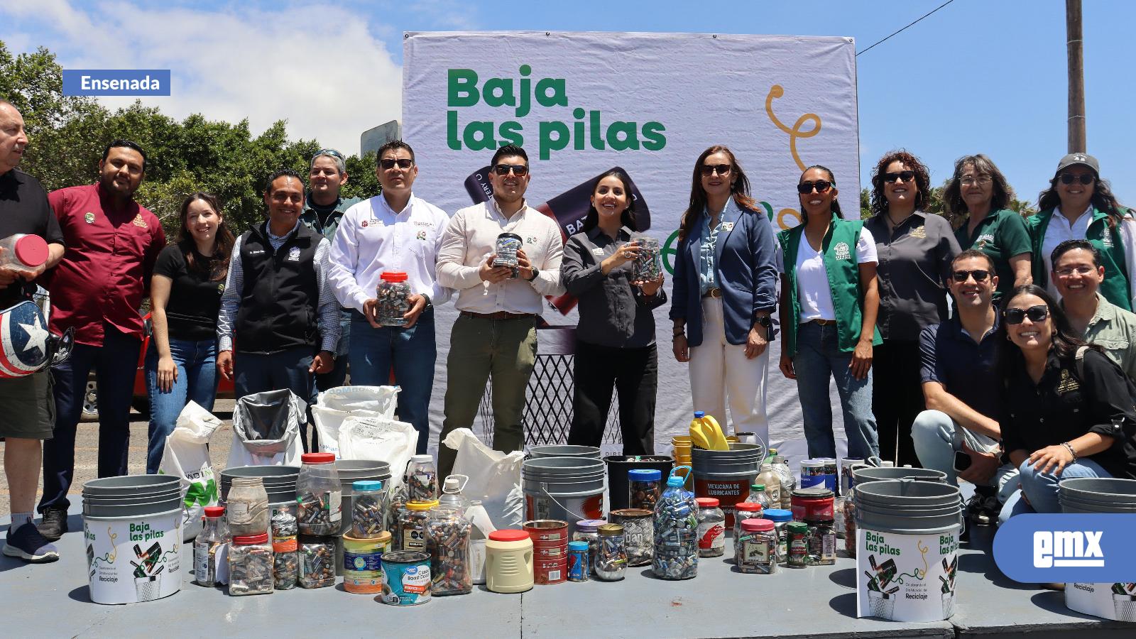 EMX-Arranca-“Baja-las-Pilas”-con-jornada-masiva-de-reciclaje