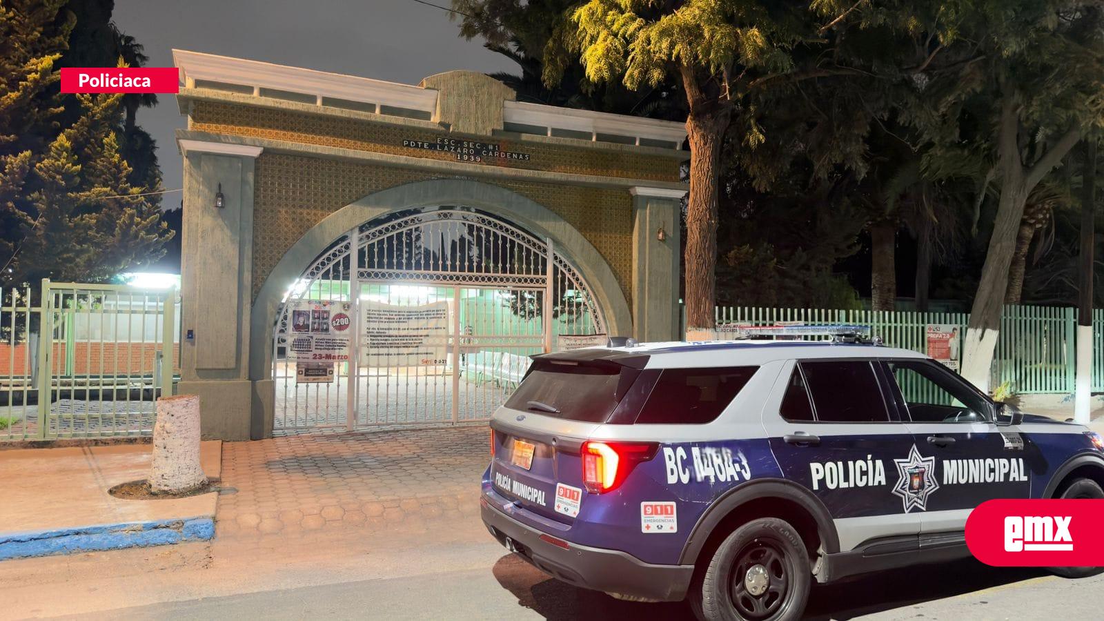 EMX-Detienen-a-joven-por-vender-gomitas-al-interior-de-la-Preparatoria-Federal-Lázaro-Cárdenas