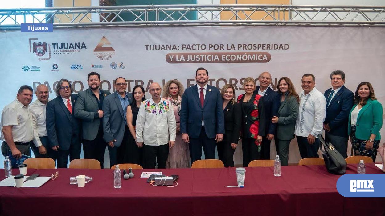 EMX-Canacope-impulsa-pacto-para-fortalecer-comercio-familiar