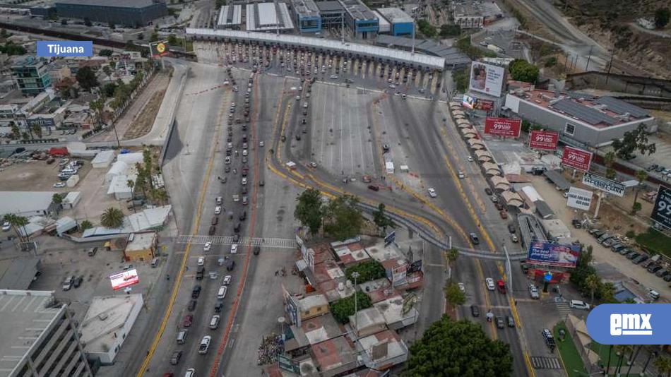 EMX-Cruce-fronterizo-en-la-garita-de-San-Ysidro