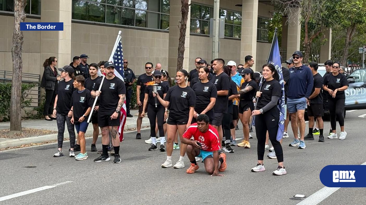 EMX-Policías-encienden-antorcha-y-corren-en-apoyo-a-Olimpiadas-Especiales-del-Sur-de-California
