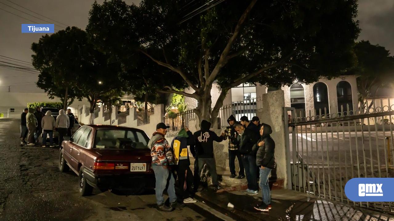 EMX-Trabajadores-de-FMX-montan-guardia-tras-cierre-de-fábrica-y-falta-de-pagos-conforme-a-la-ley