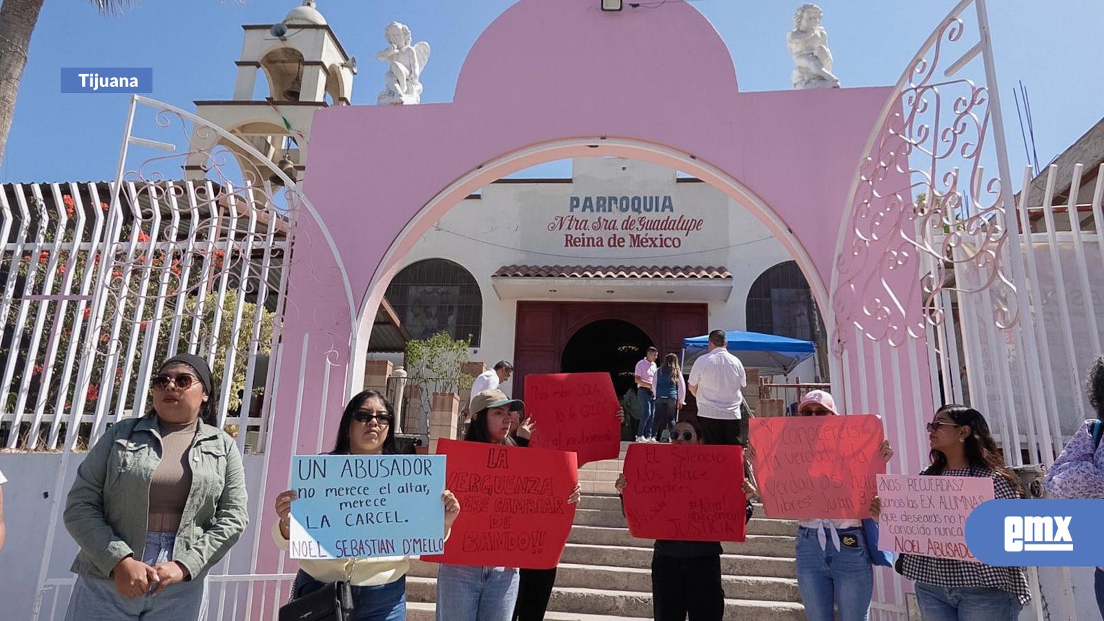 EMX-Jóvenes-se-manifiestan-en-parroquia-de-Tijuana;-exigen-acciones-contra-sacerdote-señalado-de-presunto-abuso-sexual