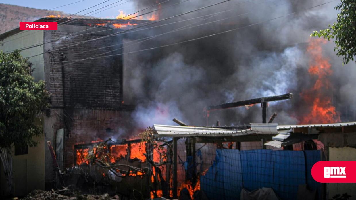 EMX-Se-incendia-vivienda-en-la-colonia-Altiplano;-no-se-reportan-personas-lesionadas