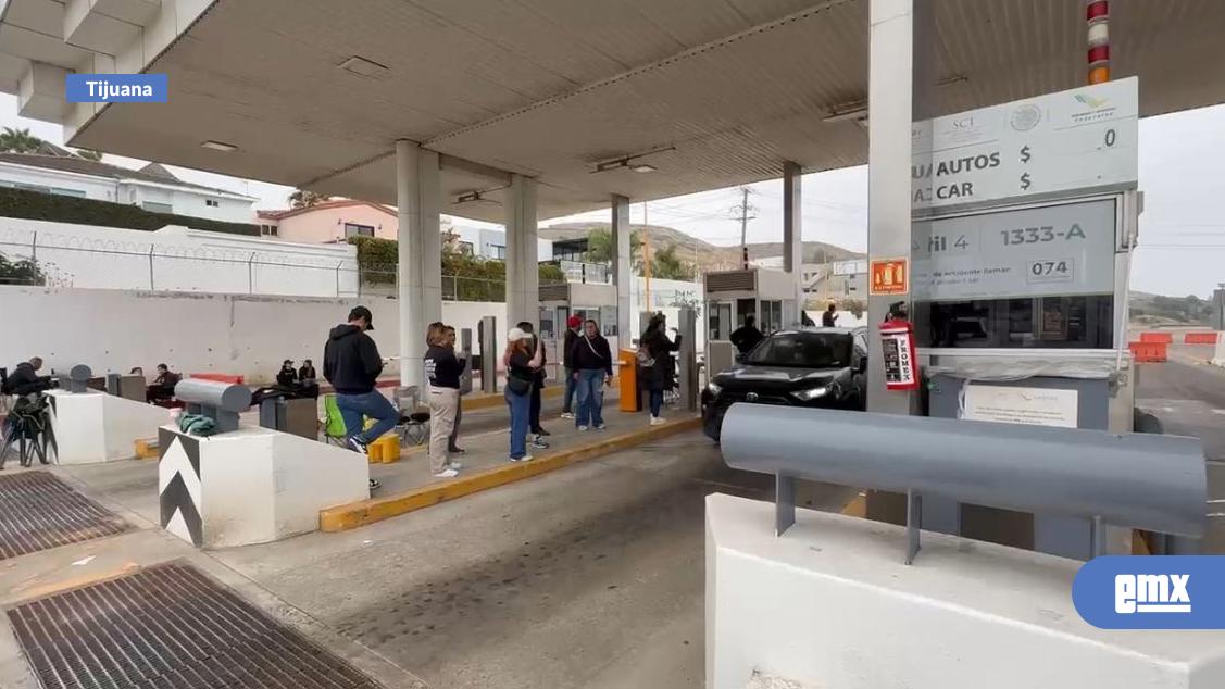 EMX-Maestros-de-la-CNTE-liberan-caseta-de-Playas-de-Tijuana-como-parte-de-protestas