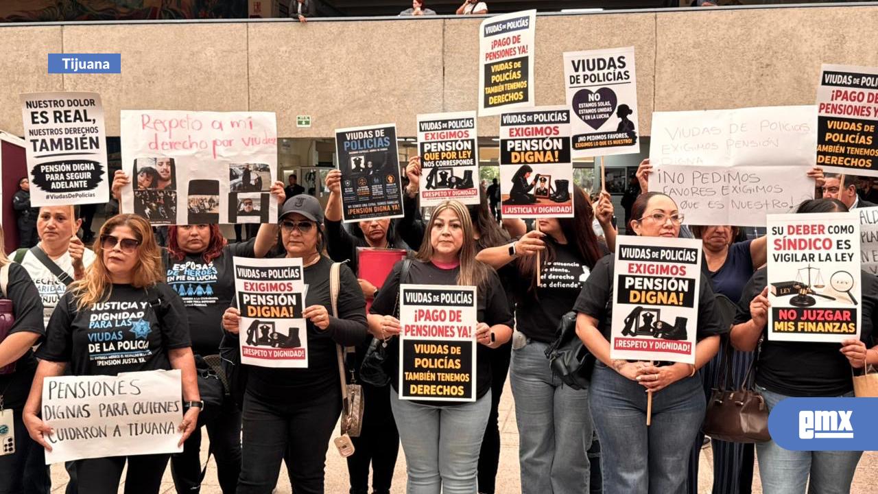 EMX-Viudas-y-policías-retirados-exigen-pensiones-y-prestaciones-pendientes;-alcalde-promete-revisar-casos-pendientes