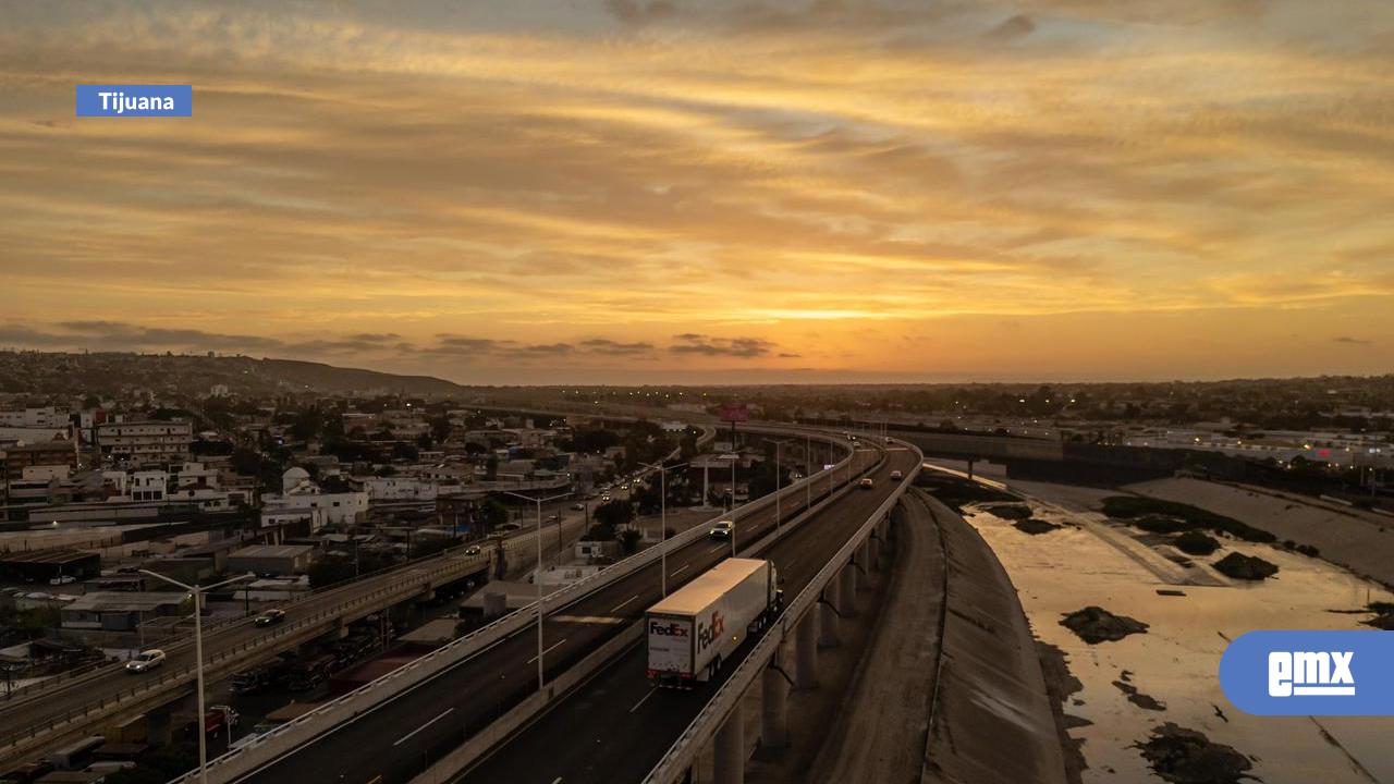 EMX-Se-despide-el-sol-de-Tijuana