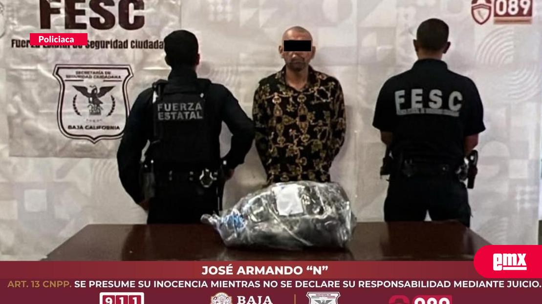 EMX-Cayó-sujeto-con-fusil-en-Tijuana