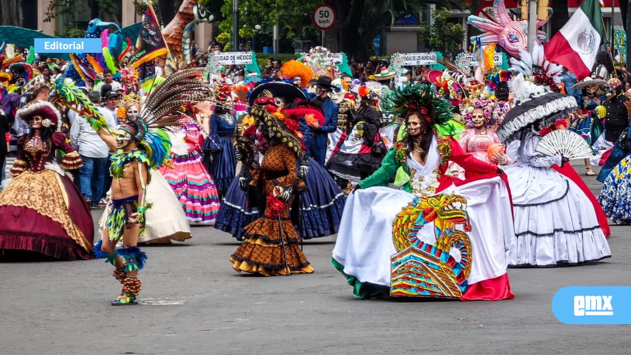 EMX-MURO-DEPORTIVO:-Los-mexicanos-solo-buscan-pretexto-para-hacer-fiesta