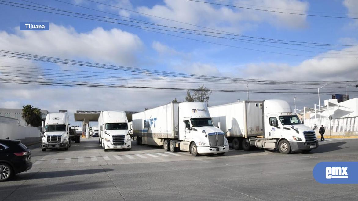 EMX-Alerta-Canacar-por-pérdida-de-400-visas-de-operadores-en-Tijuana