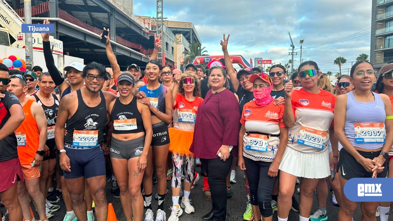 EMX-Participa-Evangelina-Moreno-en-el-arranque-de-la-Carrera-Jersey-10K