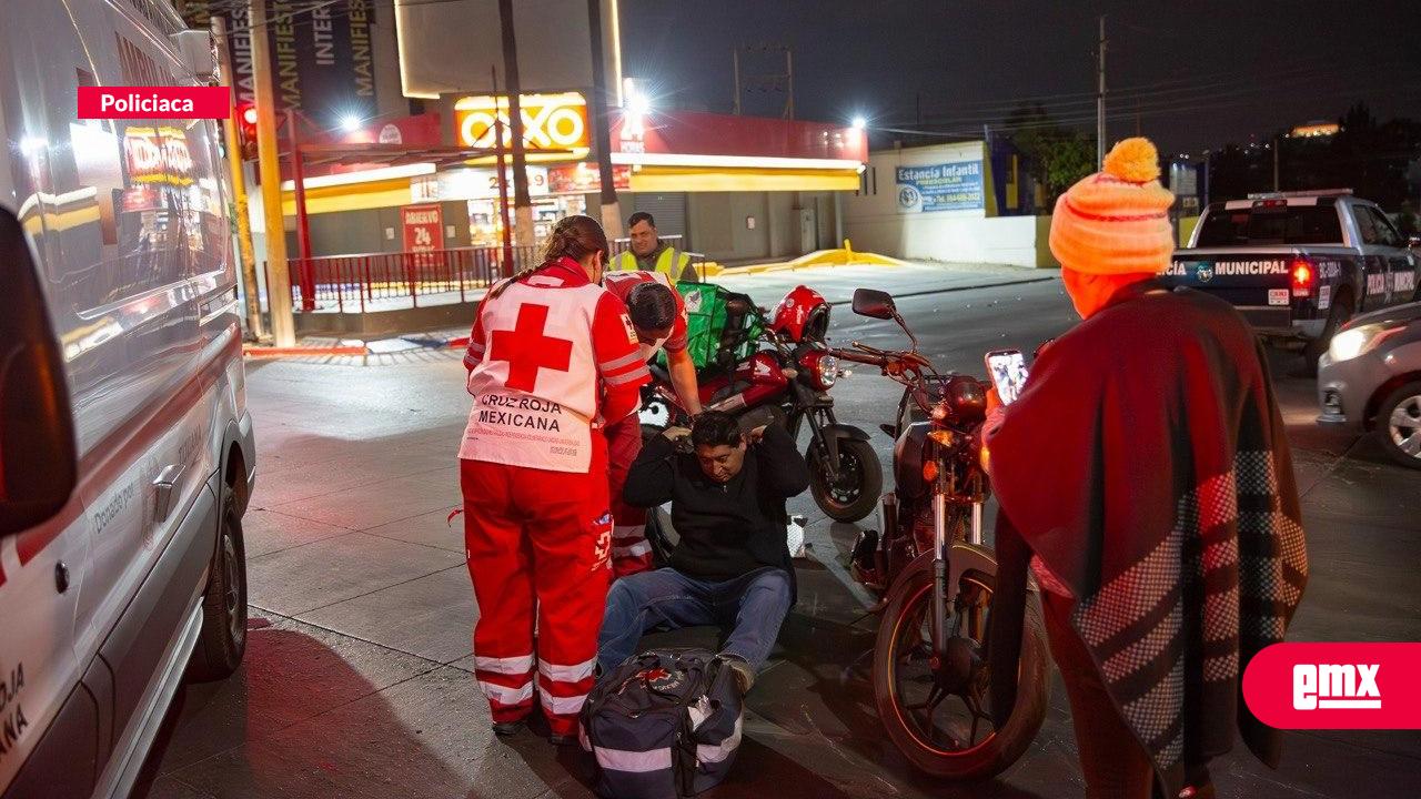 EMX-Accidente-en-bulevar-Agua-Caliente;-repartidor-es-impactado-por-un-vehículo