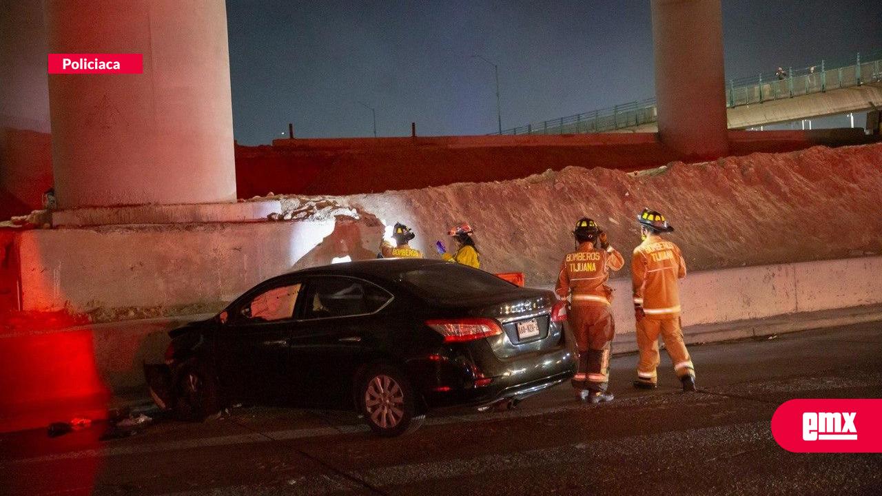 EMX-Conductor se impacta contra muro del viaducto elevado en la Vía Internacional