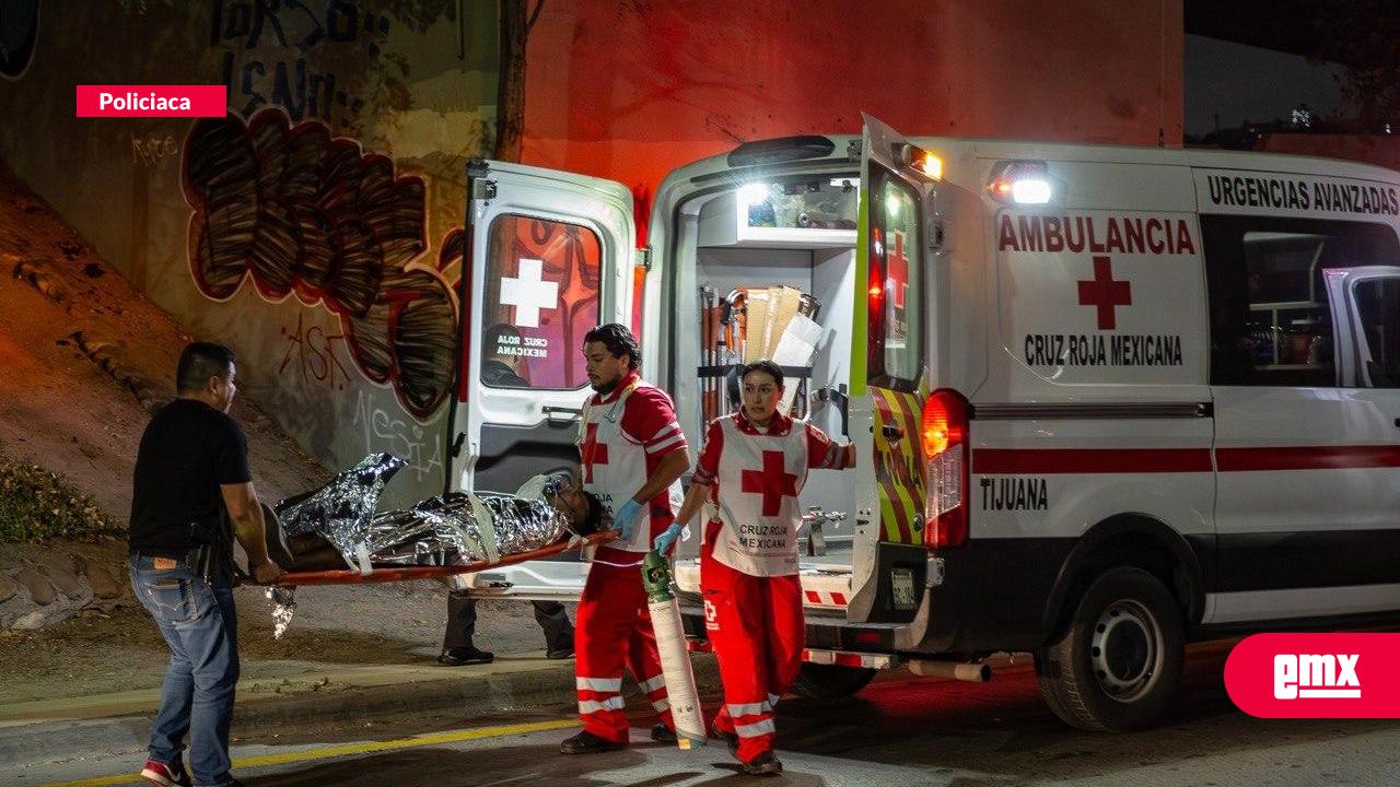 EMX-Hombre-es-atacado-a-disparos-en-la-Vía-Rápida-Poniente;-fue-trasladado-grave-al-hospital