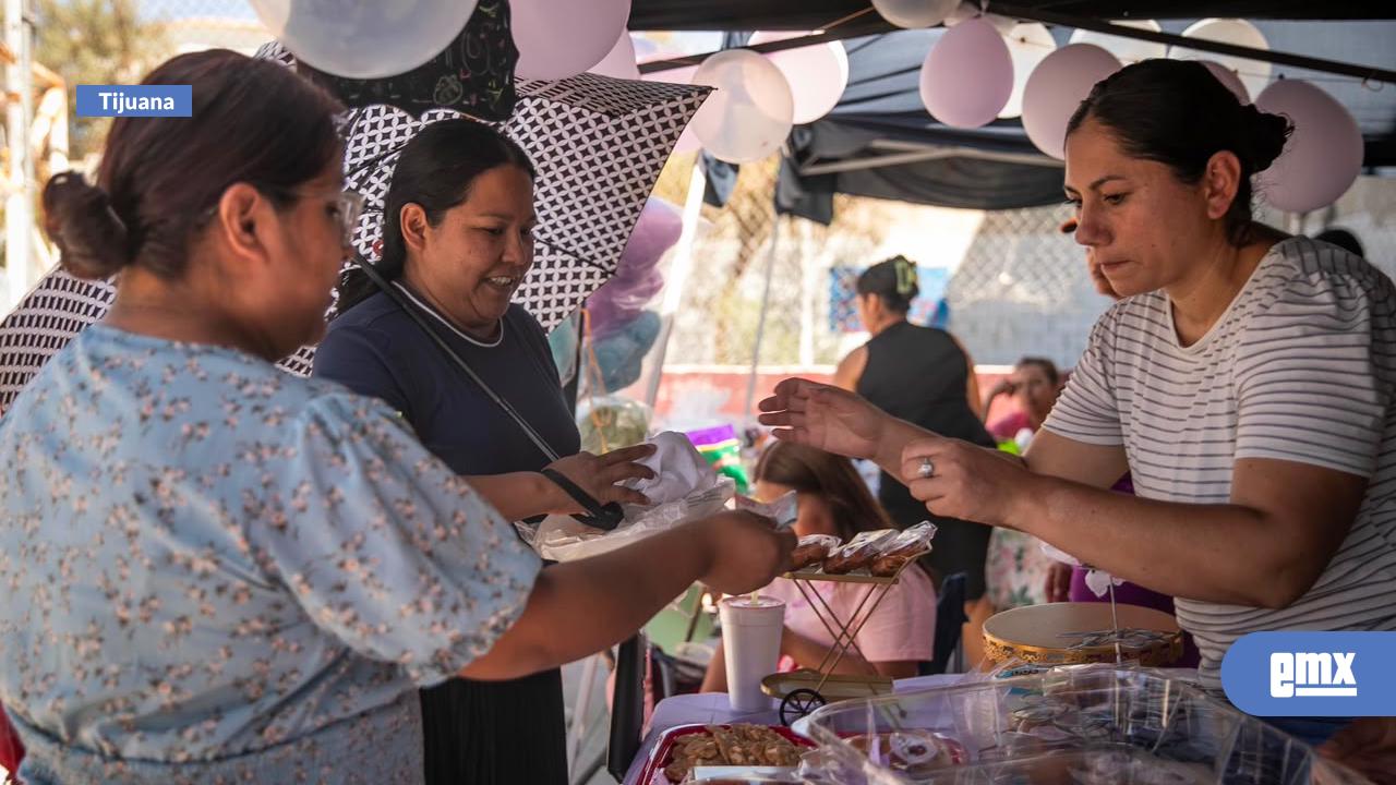 EMX-Vecinos-de-Planicie-realizan-kermés-para-apoyar-a-la-madre-de-María-Belén