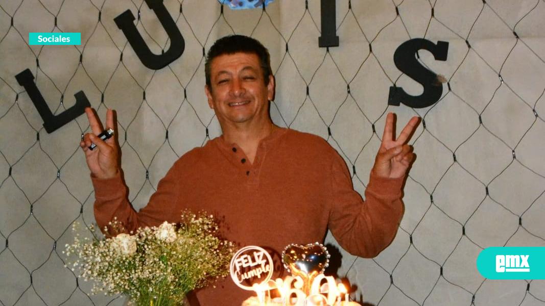 EMX-Futbolero-celebra-seis-décadas-rodeado-de-su-familia