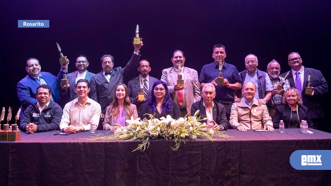 EMX-Club de Prensa de Playas de Rosarito reconoce la trayectoria de periodistas de Baja California