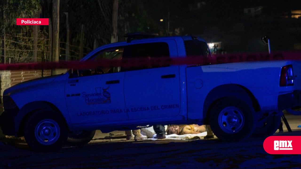EMX-Hallan-a-dos-hombres-sin-vida,-maniatados-y-con-huellas-de-violencia-en-la-Carretera-Antigua-a-Tecate