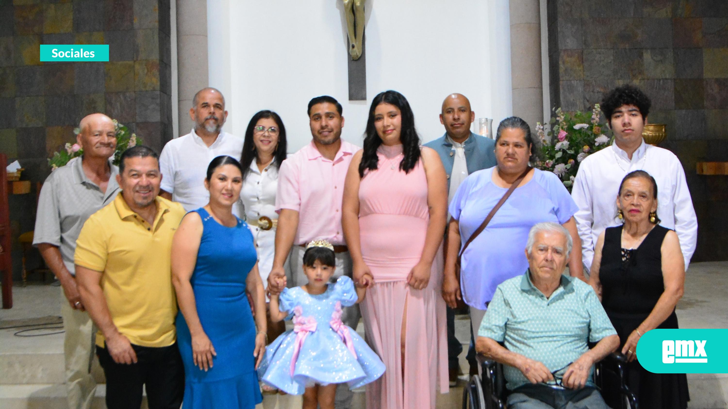 EMX-Mara-Monserrat-recibe-emotiva-presentación-religiosa