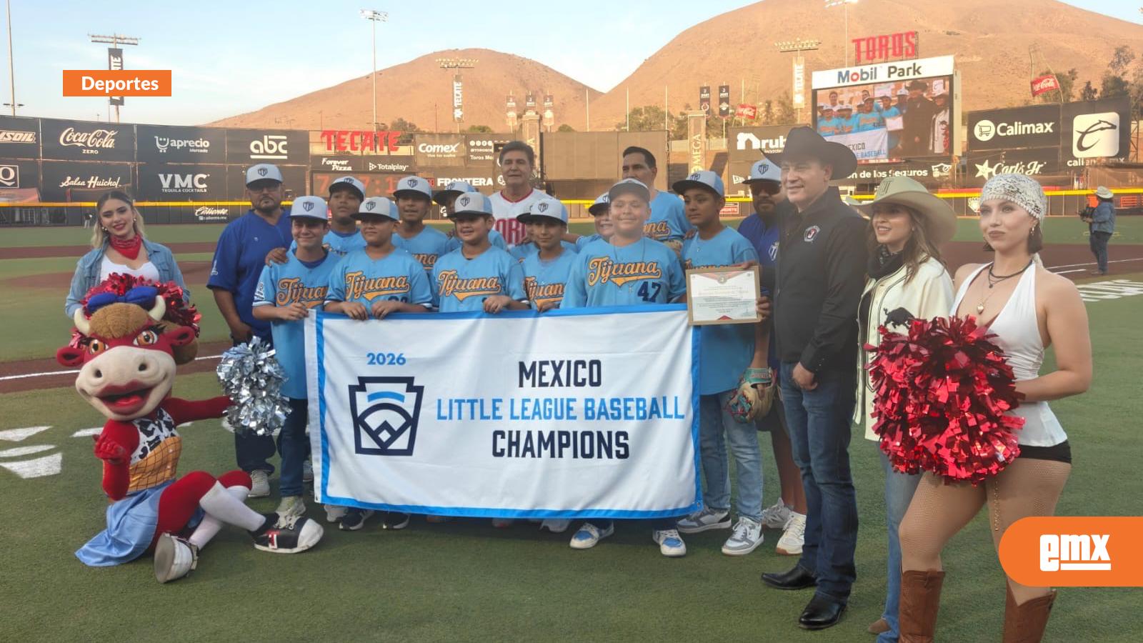 EMX-Reconoce-Toros-a--Tijuana-Municipal