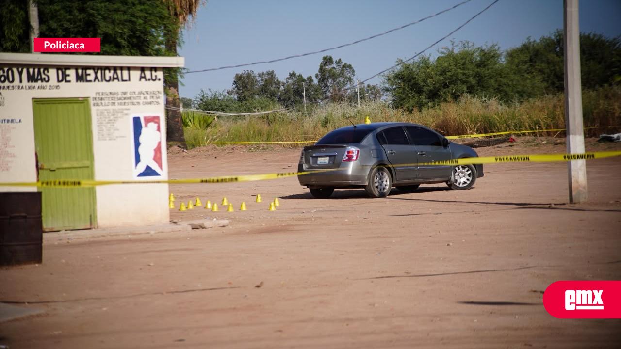 EMX-Acribillan-a-hombre-dentro-de-un-automóvil-en-Islas-Agrarias;-sicario-huye-entre-parcelas