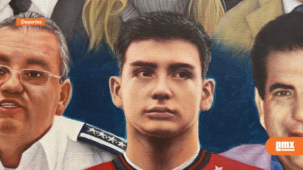 EMX-Incorporan-a-Gilberto-Mora-a-Mural-Histórico