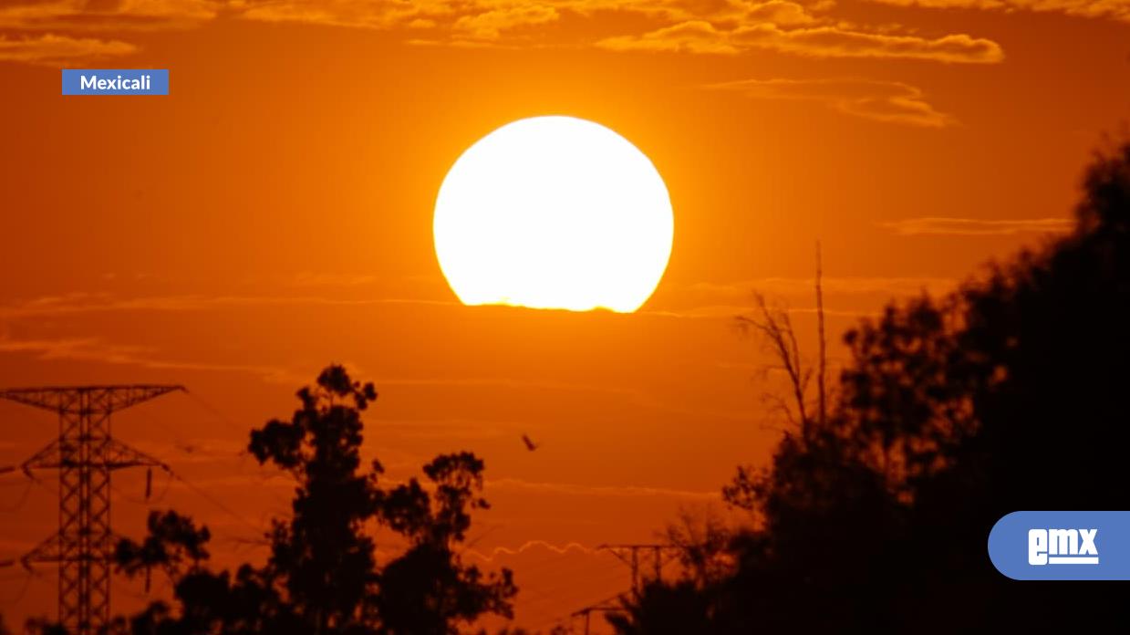 EMX-Protección-Civil-alerta-por-uno-de-los-días-más-calurosos-del-verano-en-Mexicali;-sensación-térmica-superará-los-47-grados
