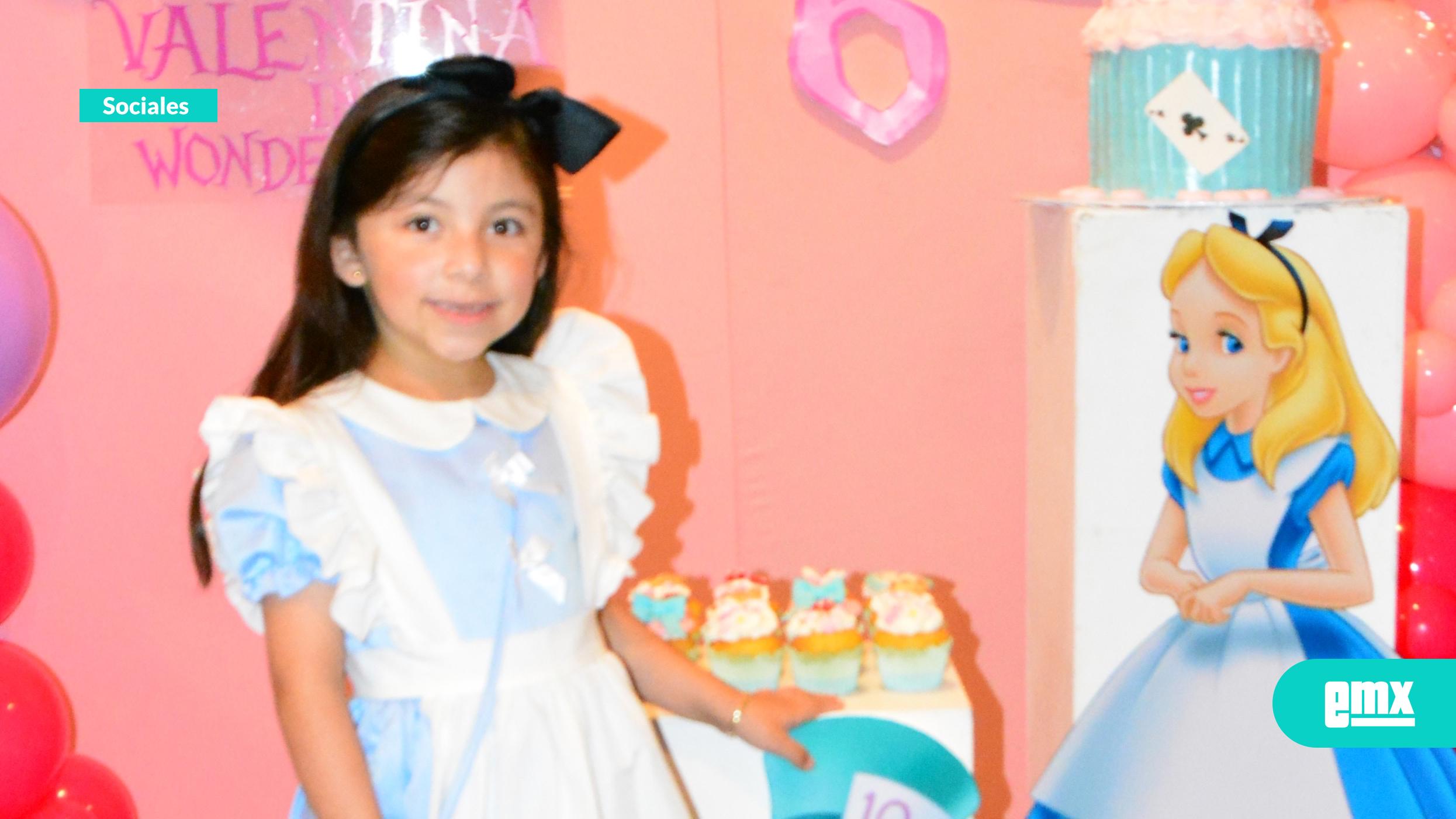 EMX-Festeja-su-cumpleaños-en-mundo-“Wonderland”-Valentina-Inzunza-Larios