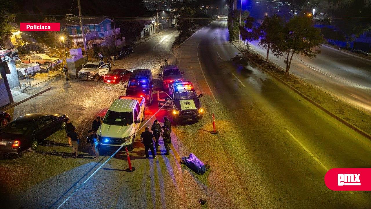 EMX-Muere-hombre-atropellado-bajo-puente-peatonal-en-el-libramiento-Rosas-Magallón