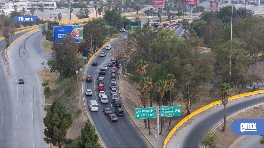 EMX-Así-se-encuentra-el-cruce-vehicular-en-la-garita-de-San-Ysidro-la-mañana-de-este-lunes-27-de-julio