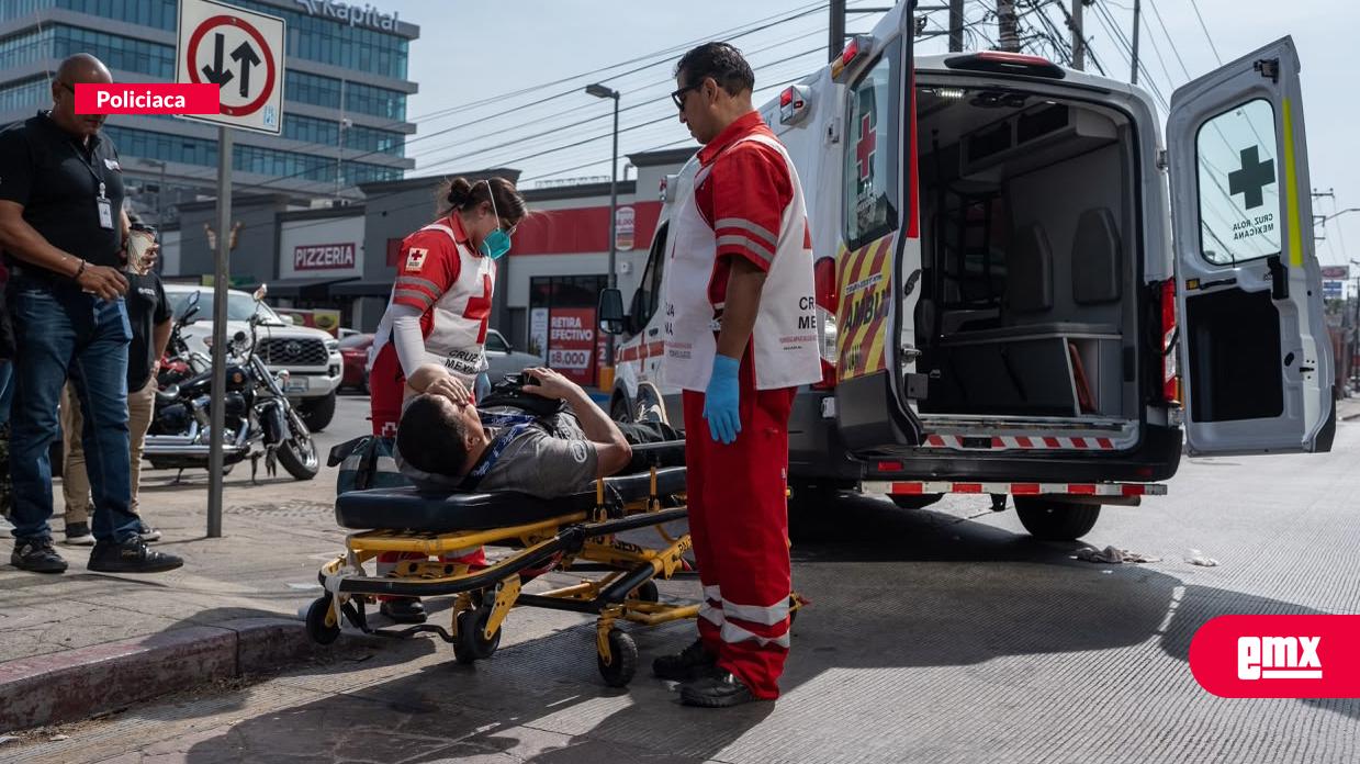 EMX-Hombre-resulta-lesionado-tras-ser-atropellado-en-el-bulevar-Agua-Caliente