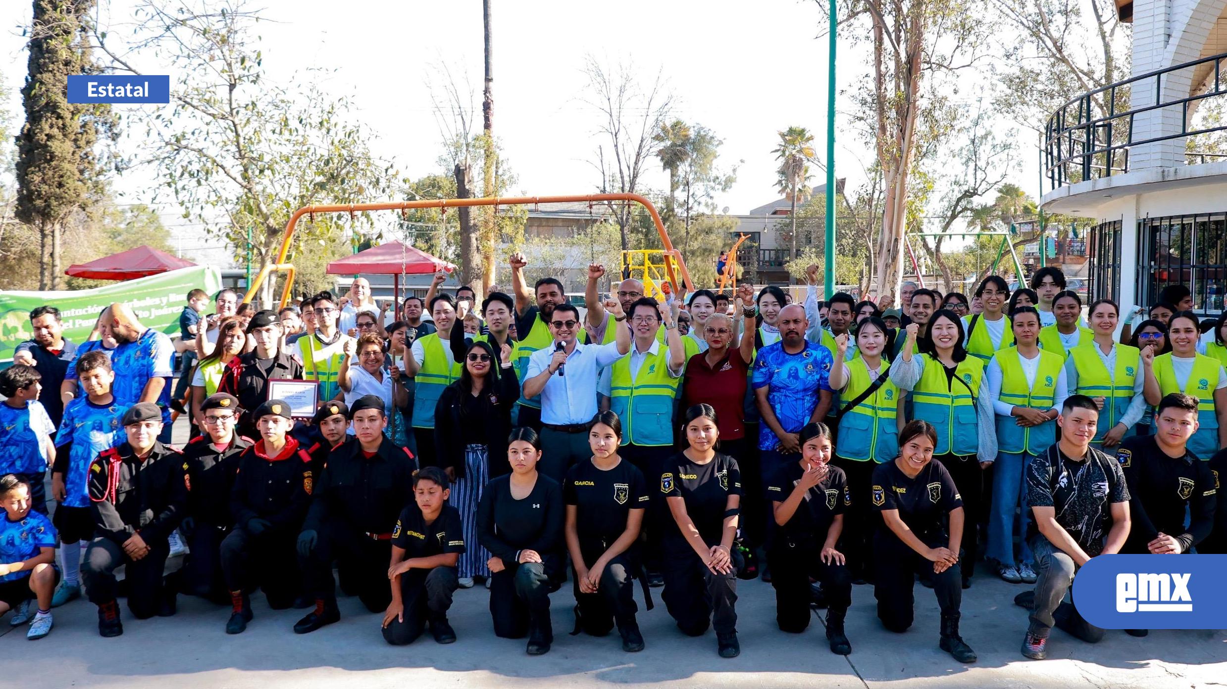EMX-Participa-alcalde-a-Abdiel-Gutiérrez-a-Jornada-de-Reforestación-y-Limpieza-en-el-Parque-La-Presa
