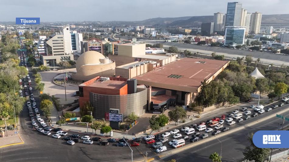 EMX-Cruce-vehicular-en-la-garita-de-San-Ysidro-este-jueves-30-de-julio