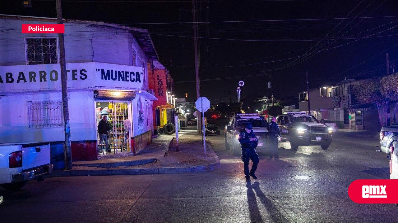 EMX-Atacan-a-disparos-tienda-de-abarrotes-en-Ciudad-Jardín