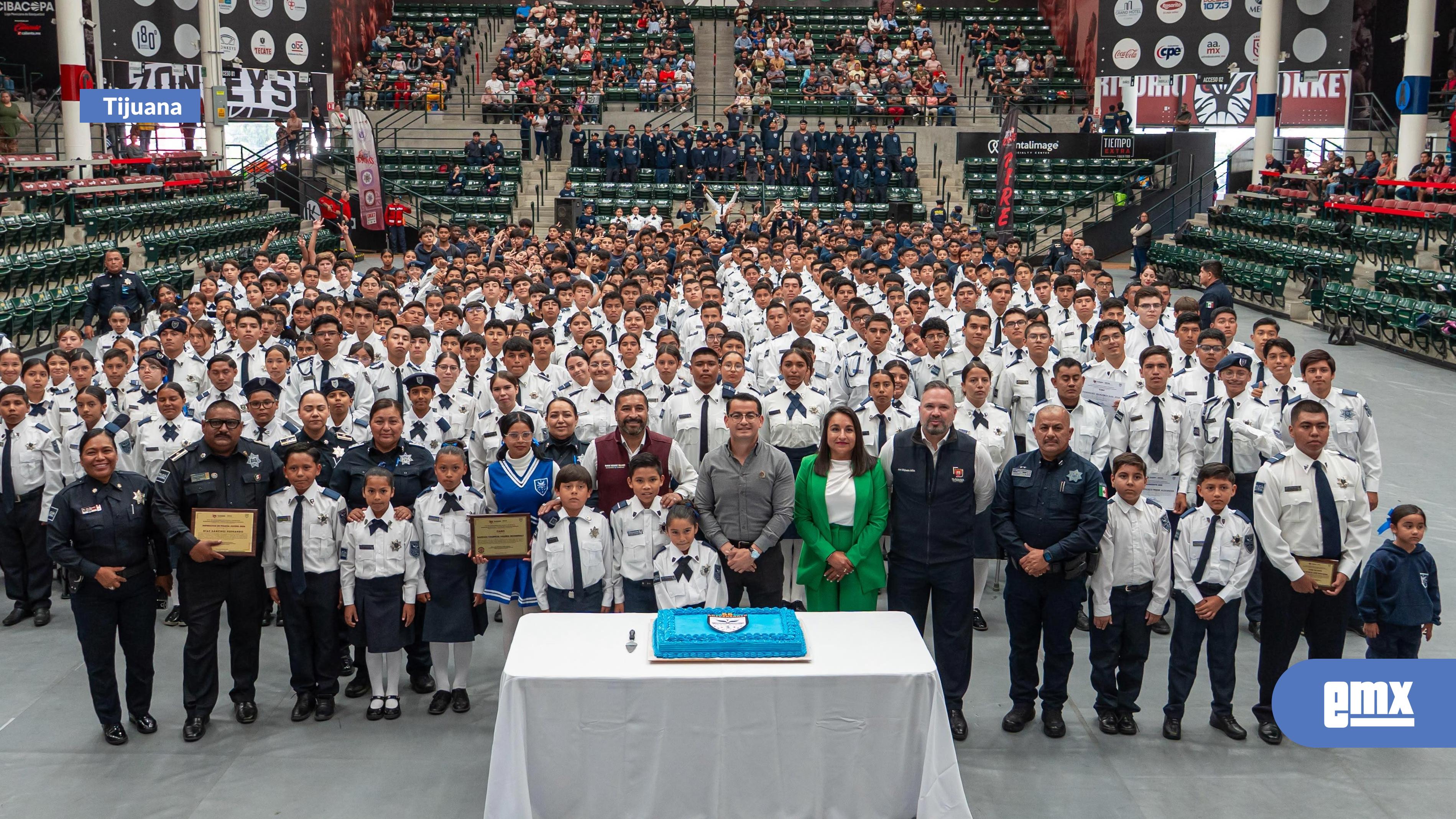 EMX-Encabeza-alcalde-Abdiel-Gutiérrez-el-66-Aniversario-de-la-Policía-Juvenil-de-Tijuana