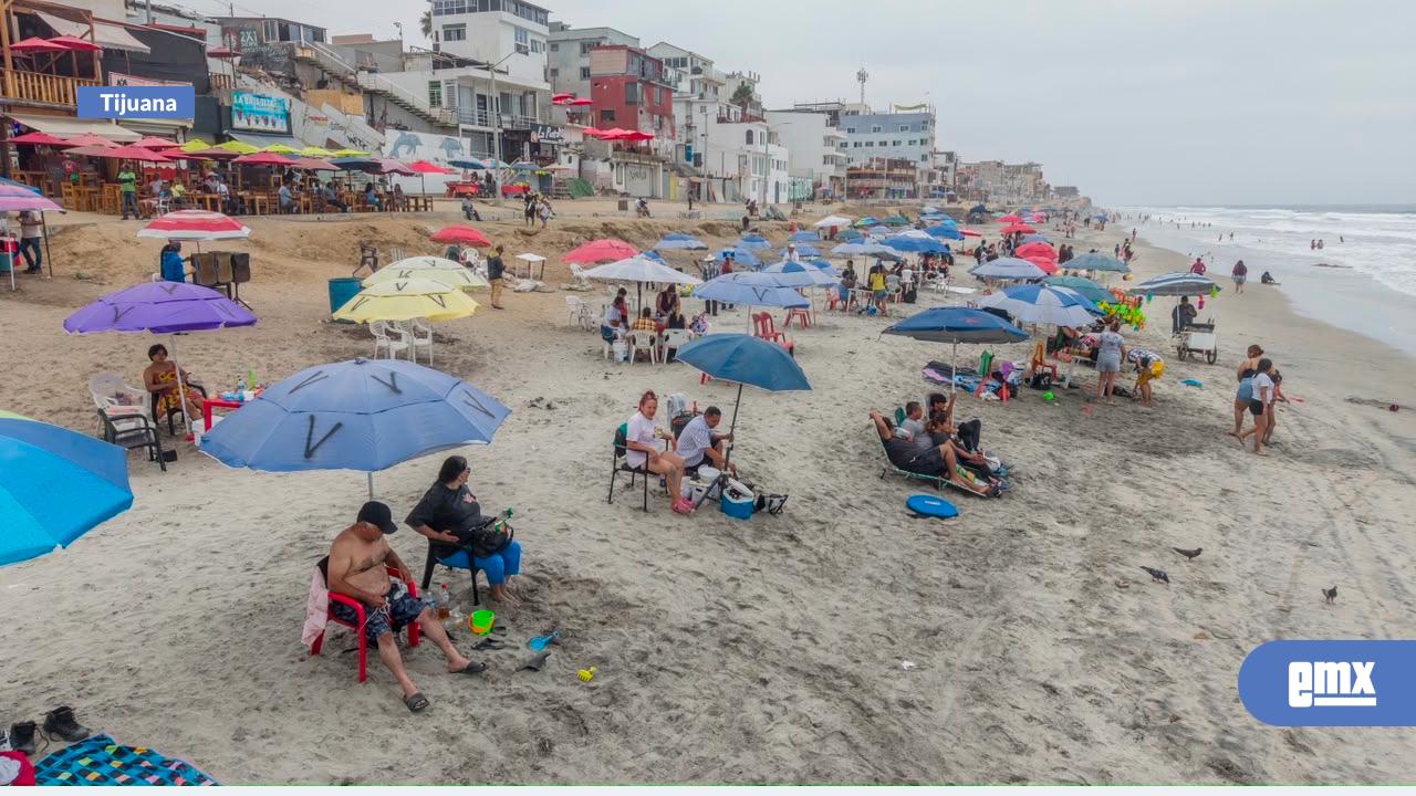 EMX-Atardecer-cálido-reúne-a-cientos-de-personas-en-Playas-de-Tijuana
