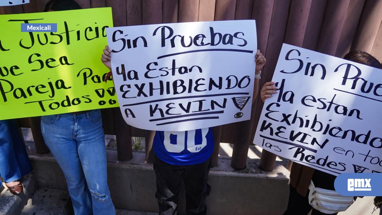 EMX-Inicia-segunda-audiencia-contra-exdirector-de-la-Policía-Municipal-en-medio-de-tensión-entre-familiares-de-policías-y-madres-buscadoras