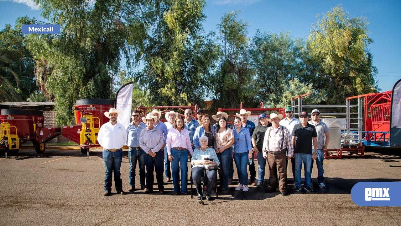EMX-Entrega Sader apoyos del programa ganadería integral 