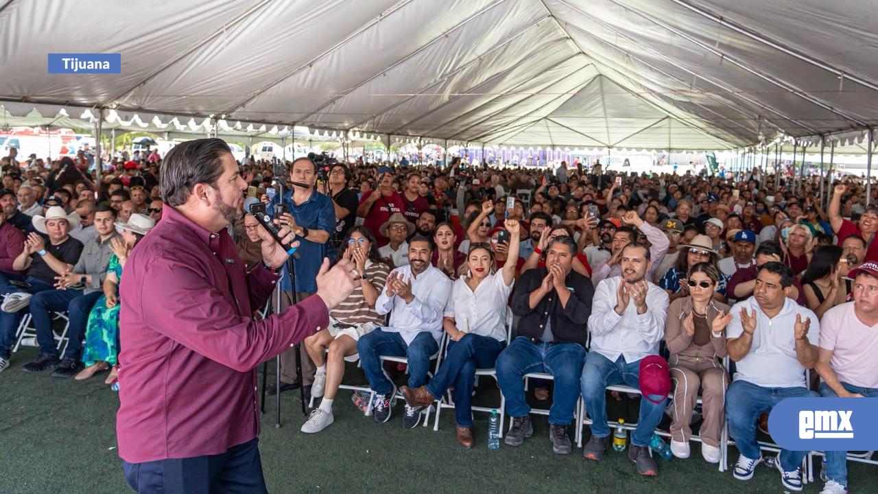 EMX-Ismael-Burgueño-encabeza-primer-Asamblea-masiva-en-defensa-de-la-Transformación-y-la-soberanía-en-Tijuana