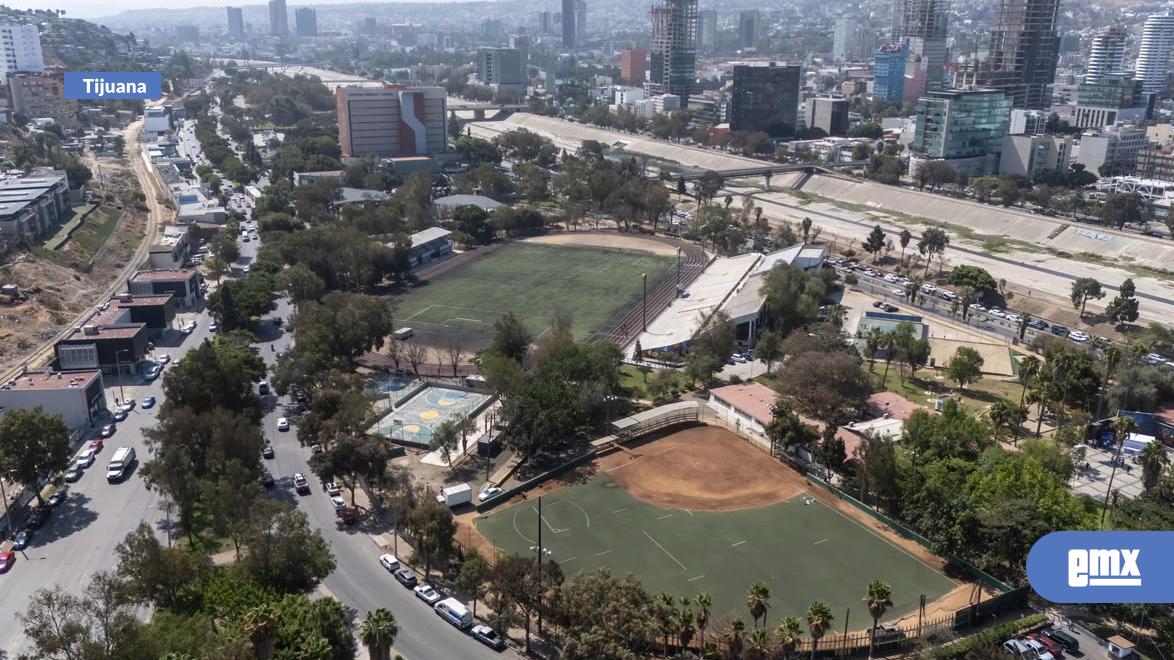 EMX-Preparan-rehabilitación-de-unidades-deportivas-en-Tijuana