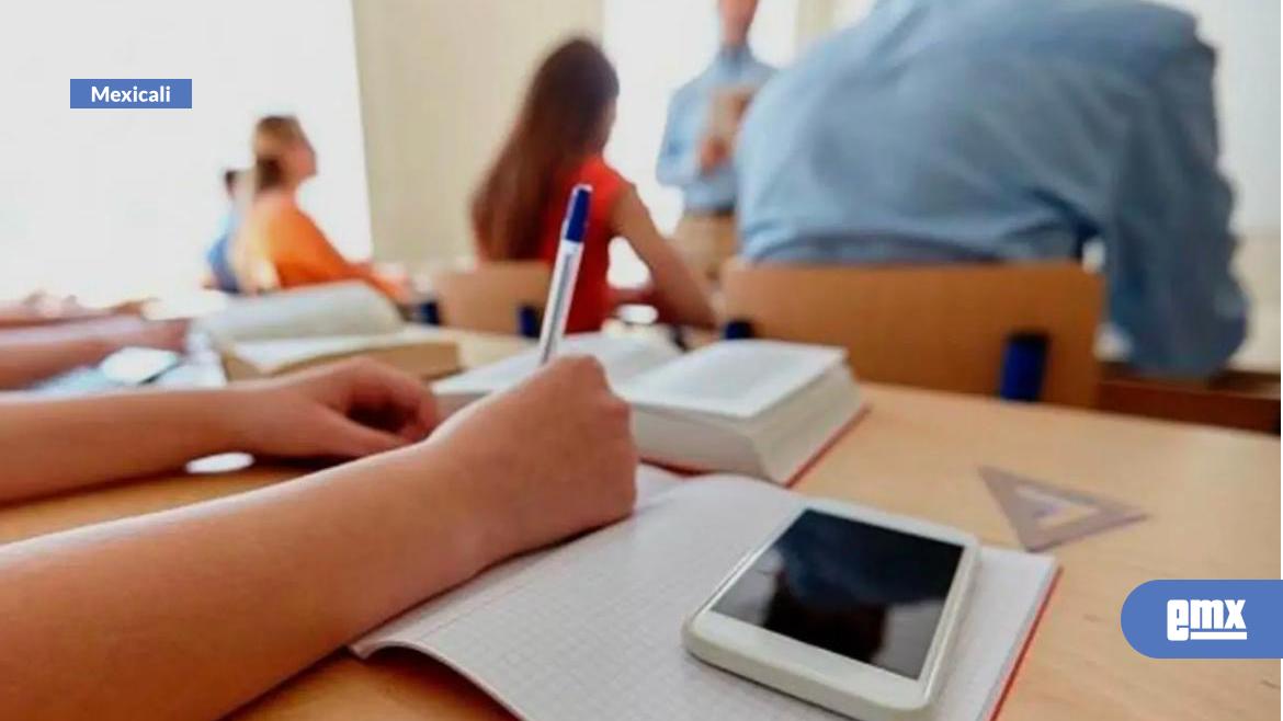 EMX-Realizarán-foros-para-analizar-prohibición-de-celulares-en-las-escuelas:-SEE