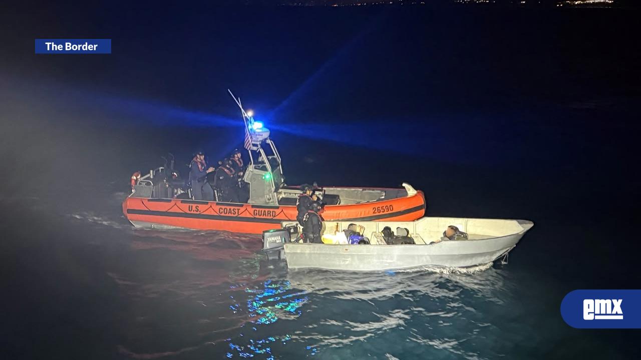 EMX-Nueve-migrantes-detenidos-en-panga-por-la-Guardia-Costera