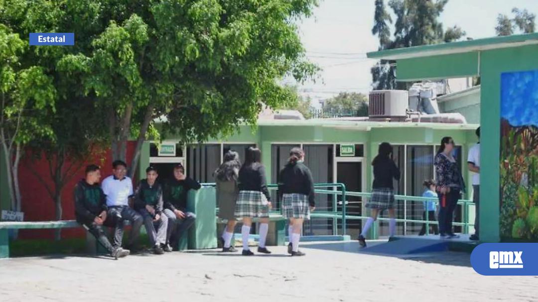 EMX-Garantizan espacios en preparatoria a más de 5 mil jóvenes