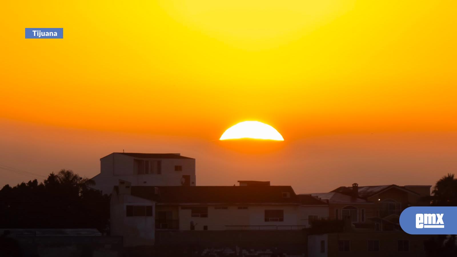 EMX-Amanecer-de-este-lunes-en-Tijuana