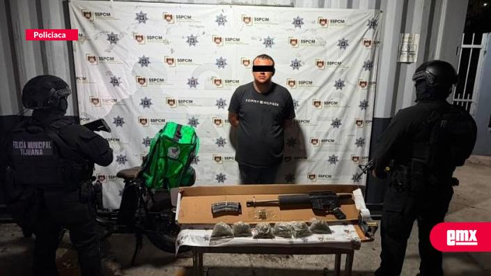 EMX-Arrestan a hombre armado en Tijuana