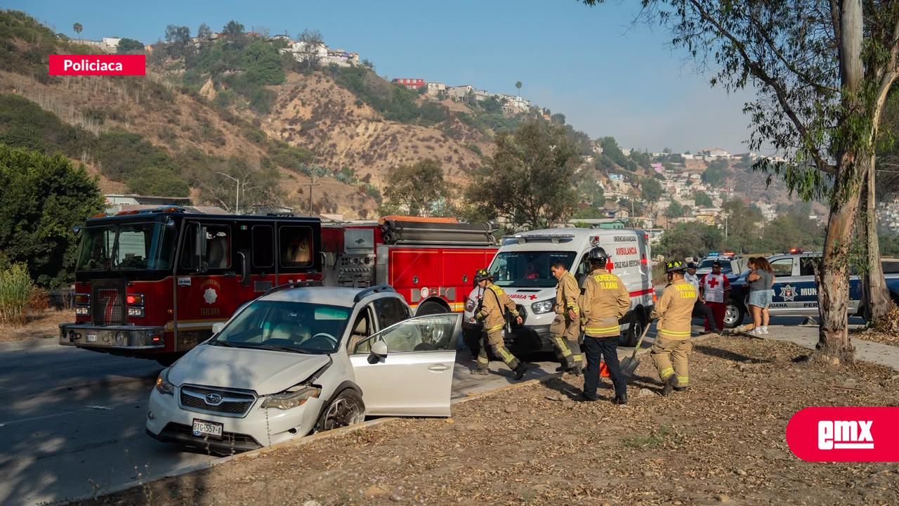 EMX-Hombre-resulta-lesionado-en-accidente-sobre-el-bulevar-Salvador-Rosas-Magallón