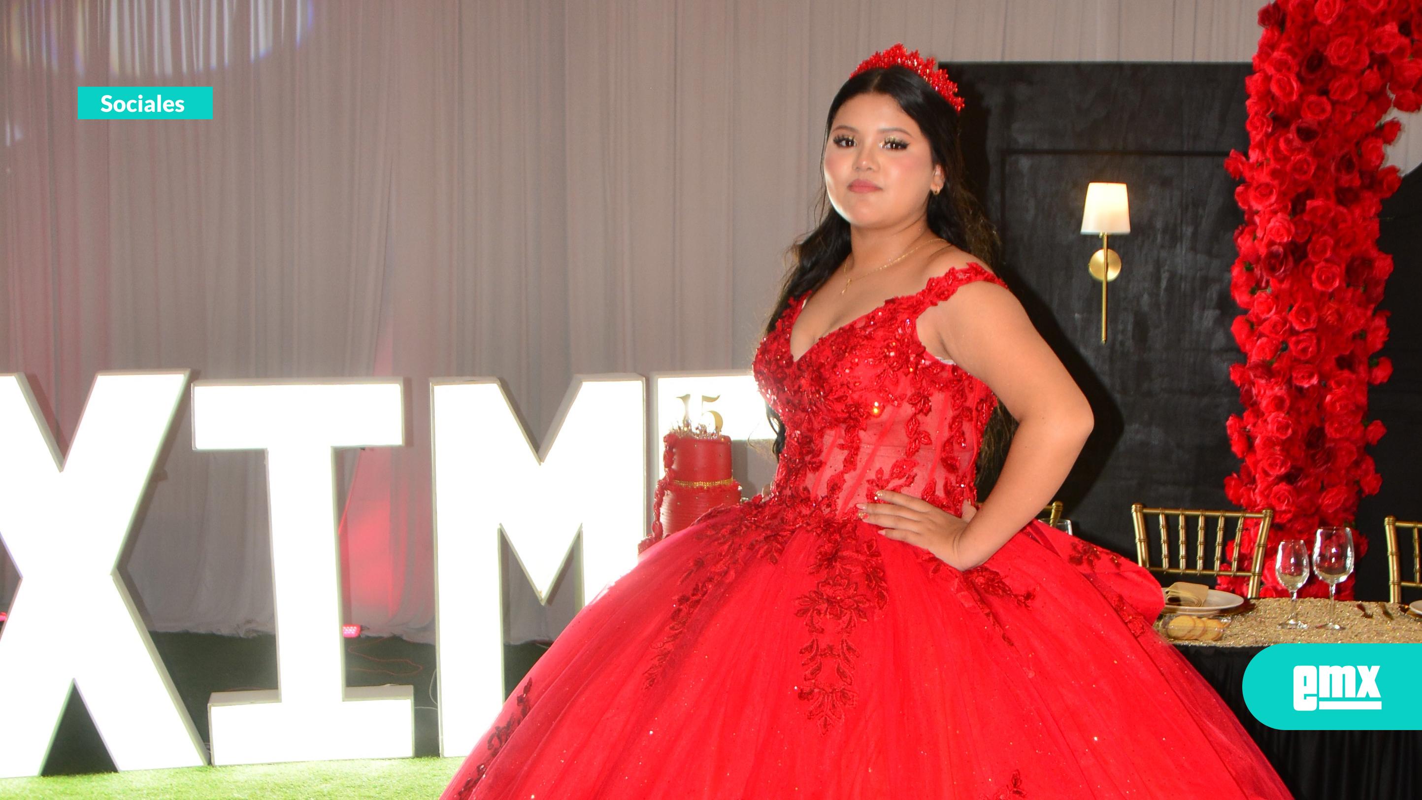 EMX-Ximena-Urbina-Vega-celebró-sus-15-años