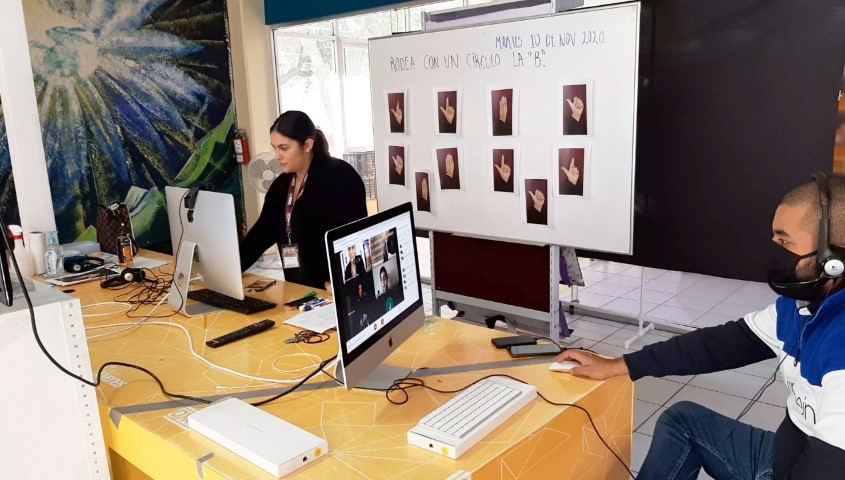EMX-Ofrece IMAC clases de Lengua de señas y lectoescritura